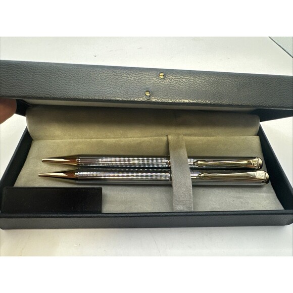 VTG Pierre Cardin Ball Point Pen & Mechanical Pencil Gold & Silver Set New - Picture 2 of 3